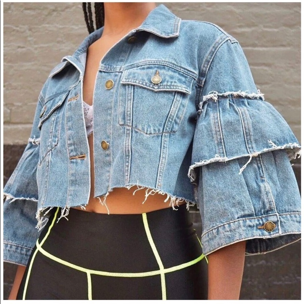 ANIKA Cropped Denim Jacket